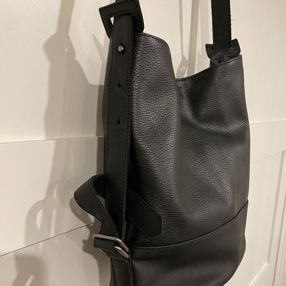 Leather tote/crossbody/shoulder/bucket bag - Picture 4 of 9